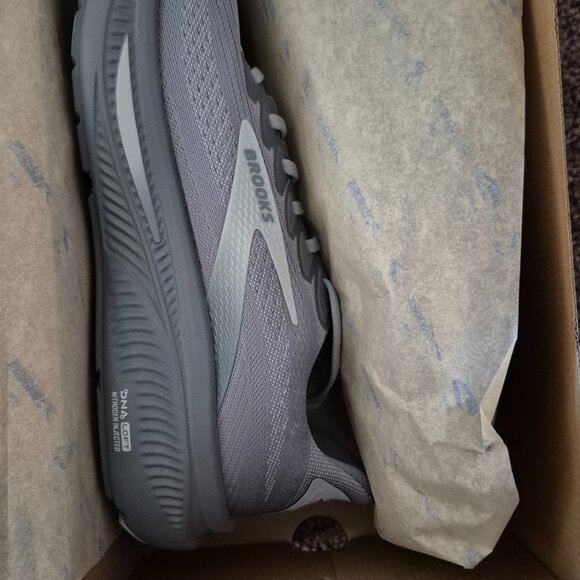 Brooks Ghost 17 Men\'s Size 10.5 Gray main image 3